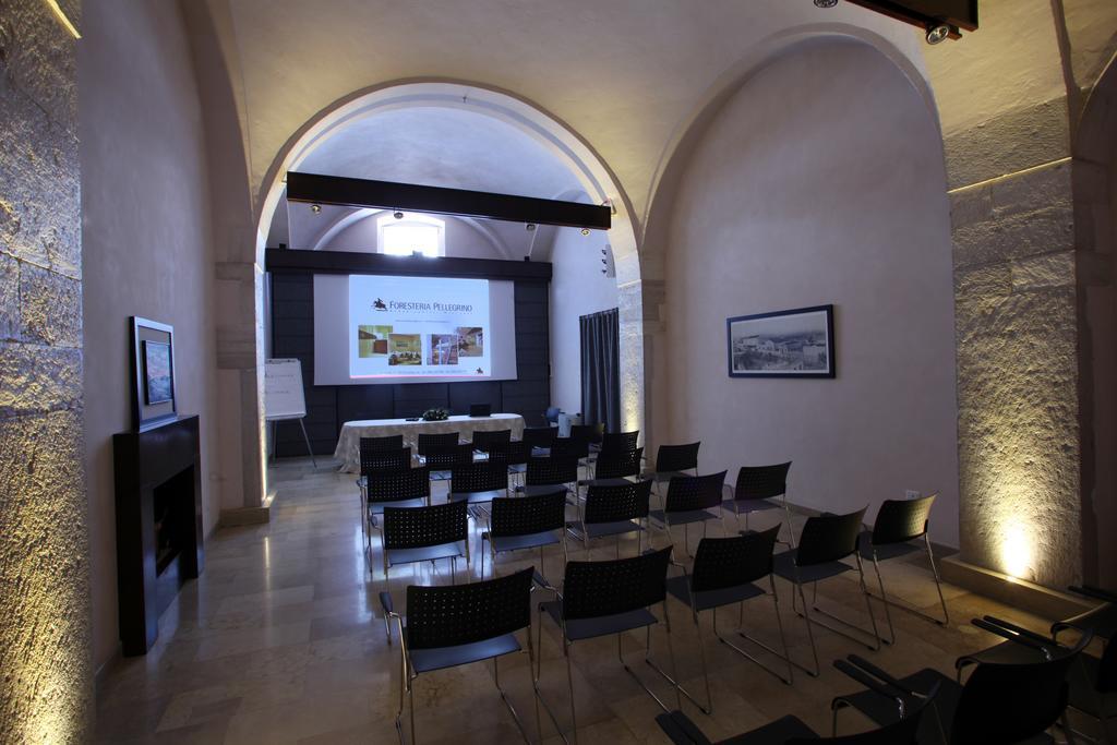 Foresteria Pellegrino Andria Extérieur photo